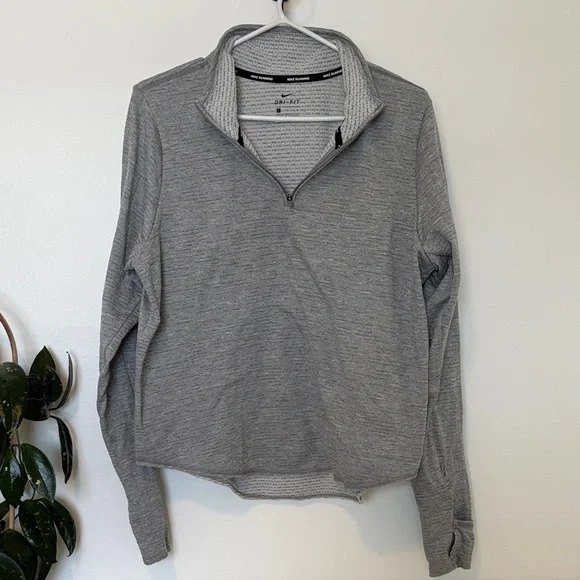 NIKE Dry Fit Running Women's Quarter-Zip Top Size L - Picture 5 of 5
